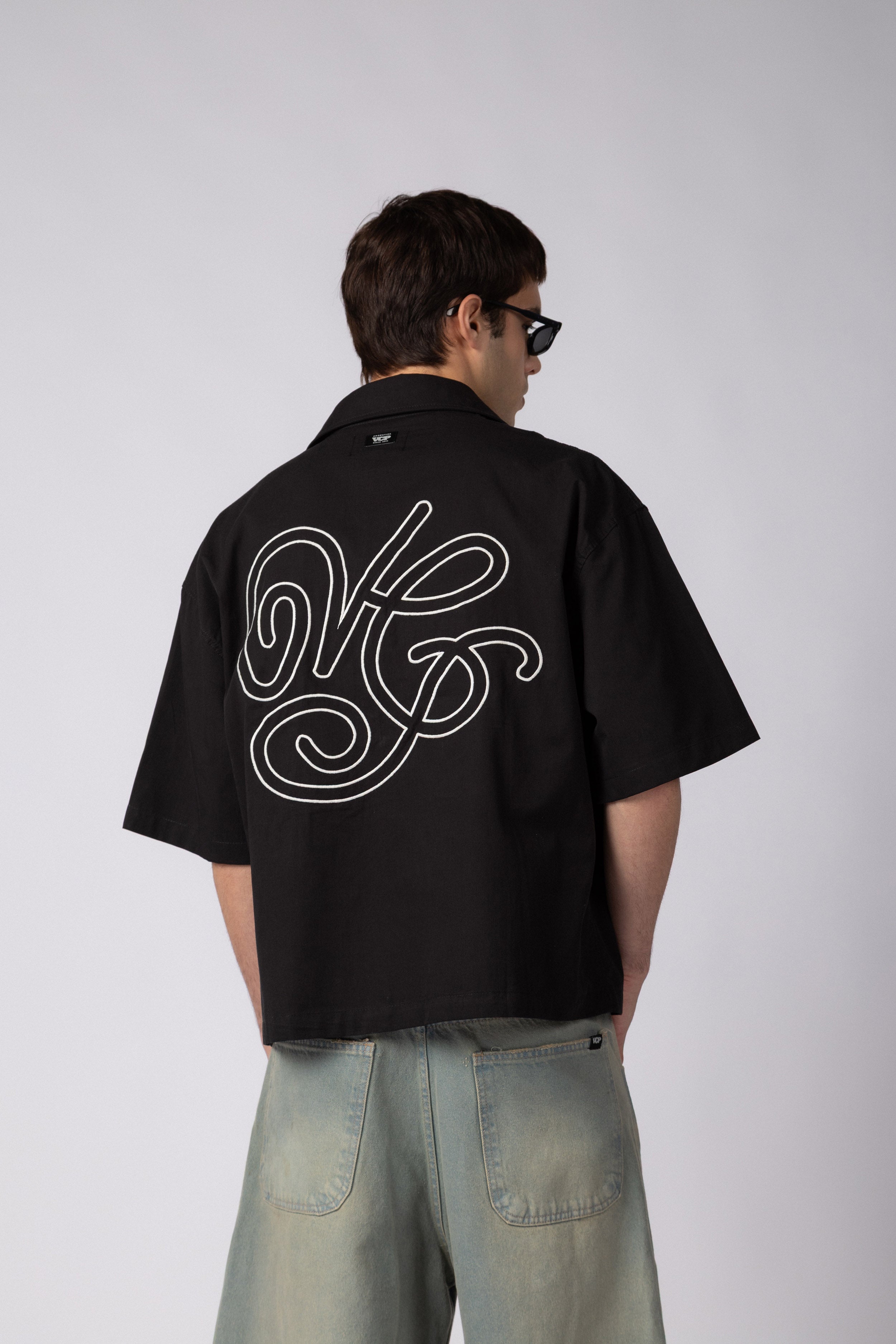 CAMISA MANGA CORTA KYE SIGIL NEGRA