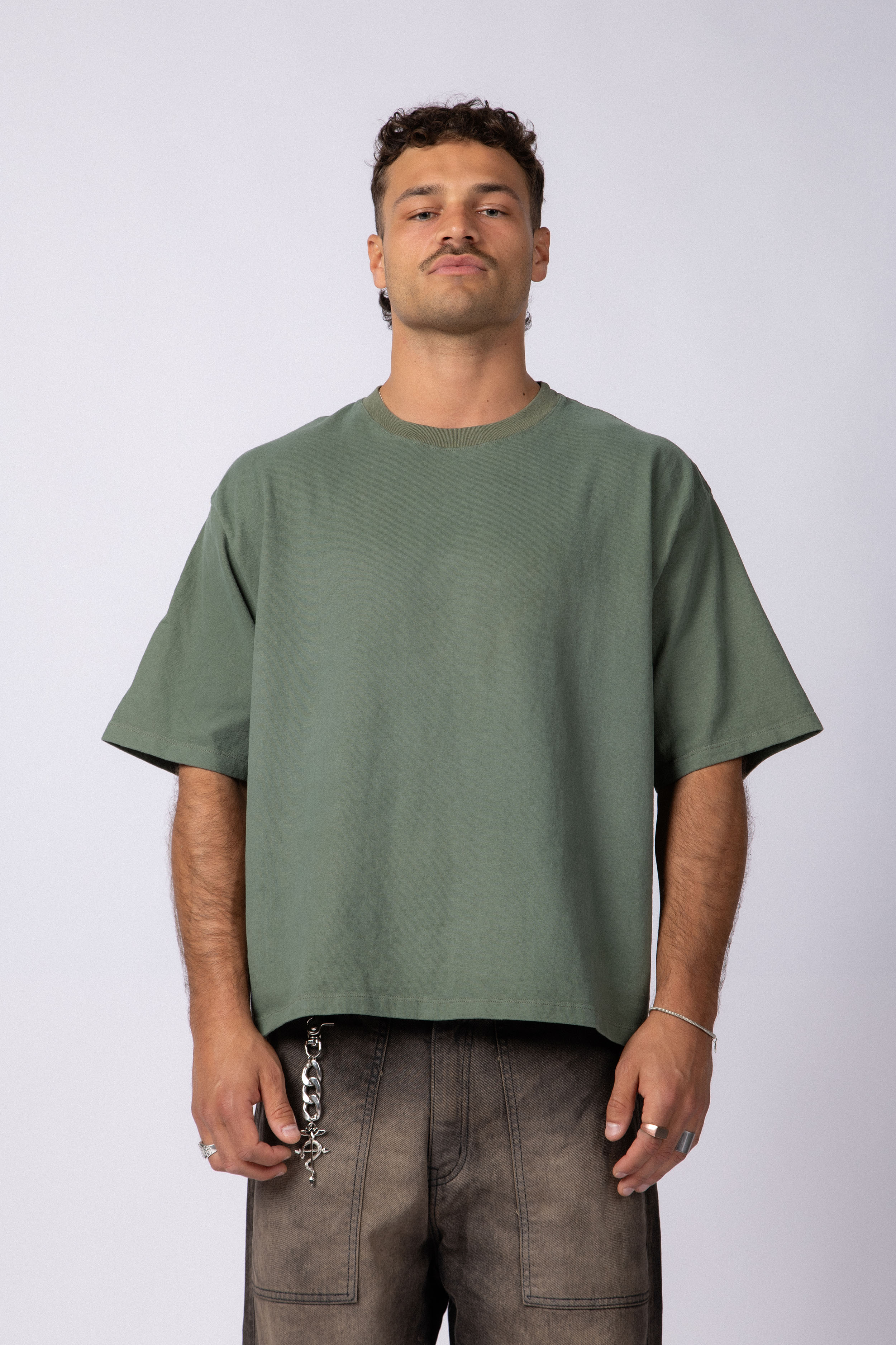 REMERA BOXY ZAC MILITAR