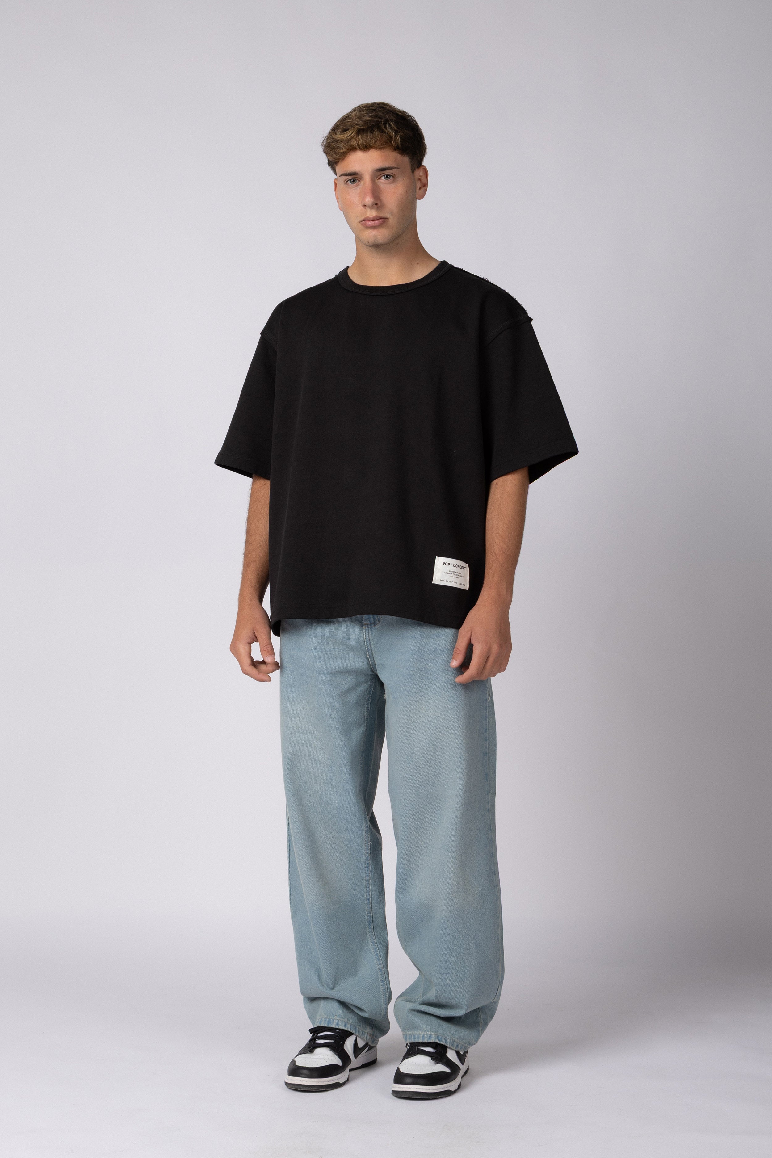 REMERA OVER KOLD NEGRA